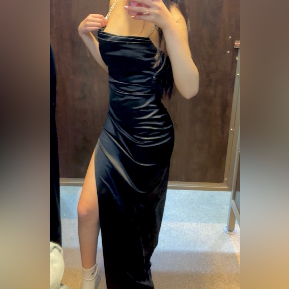 Elegant Black Evening Prom Satin Dress